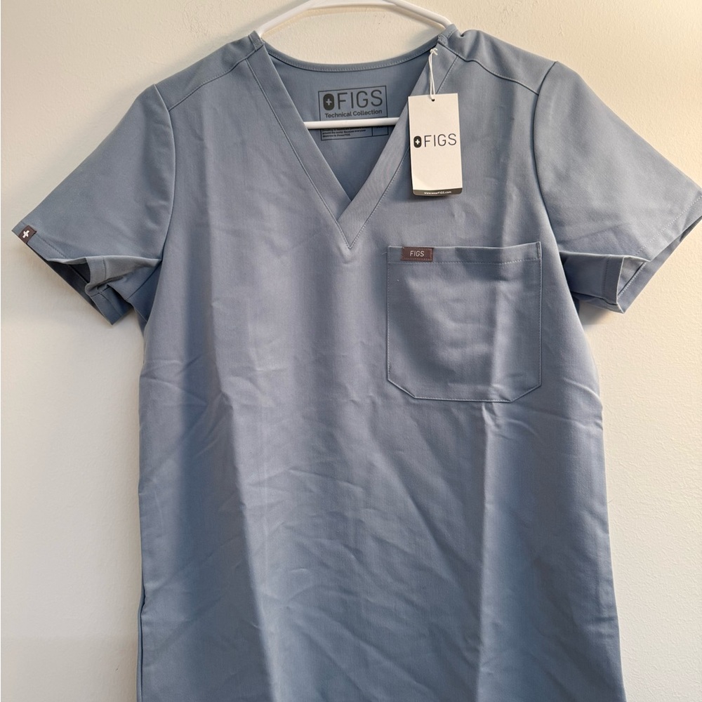 Figs Women's V-Neck Scrub Top in Light Blue